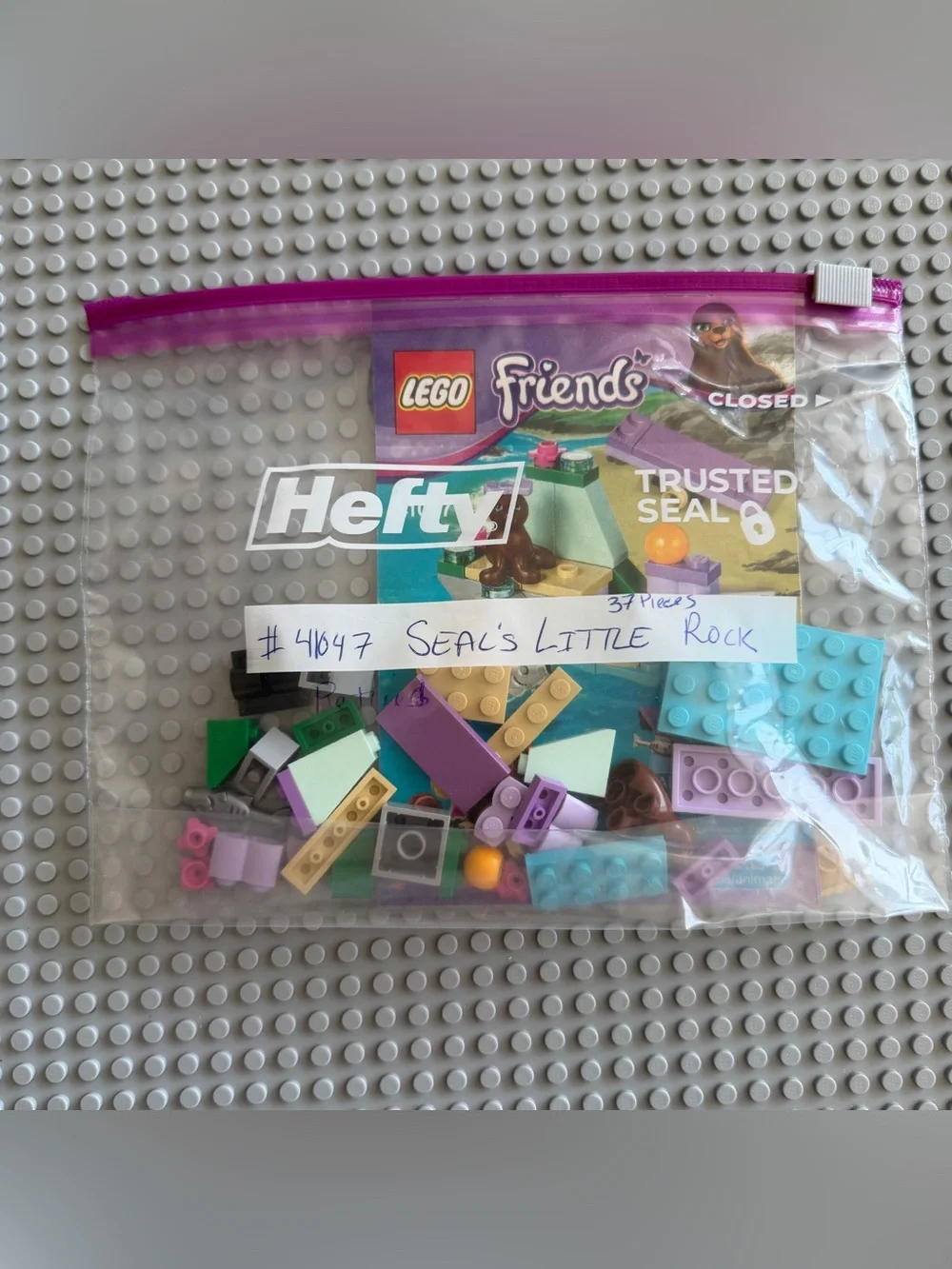 LEGO Friends:  Seal ‘s Little Rock #41047